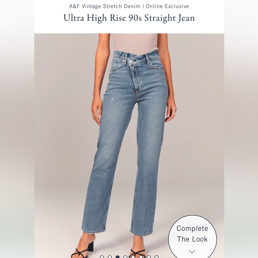 Abercrombie and Fitch Curve Love The 90s Straight Ultra High Rise Jeans NWOT